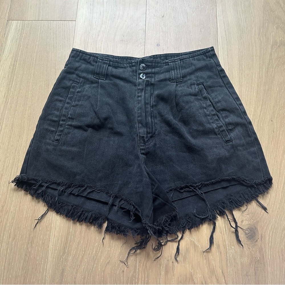 Women’s Vintage Black Jean Shorts Denim Size 25 High Rise Cut Off Summer Mom